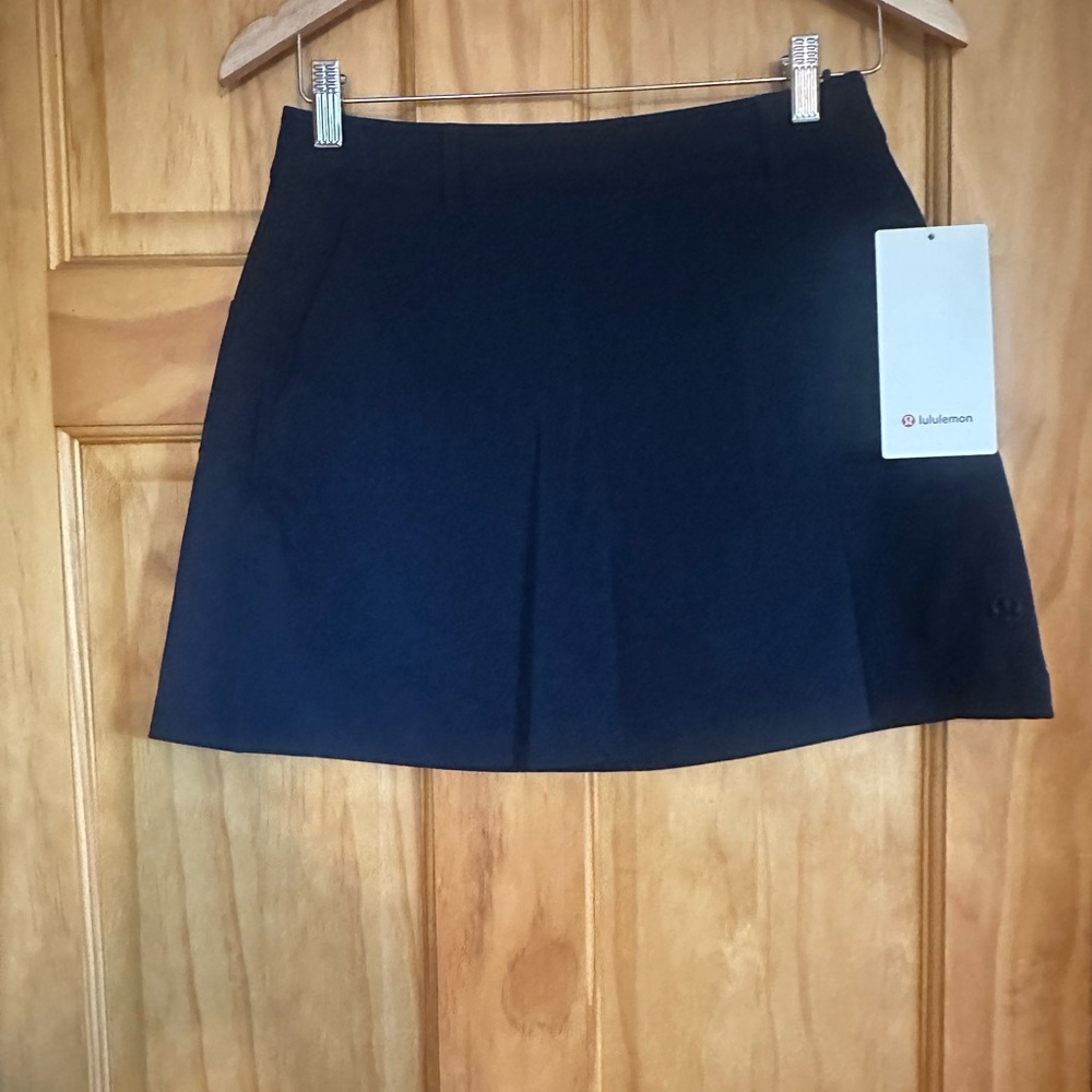 NWT Navy Lululemon Stretch Twill Front Pleat Golf Skirt